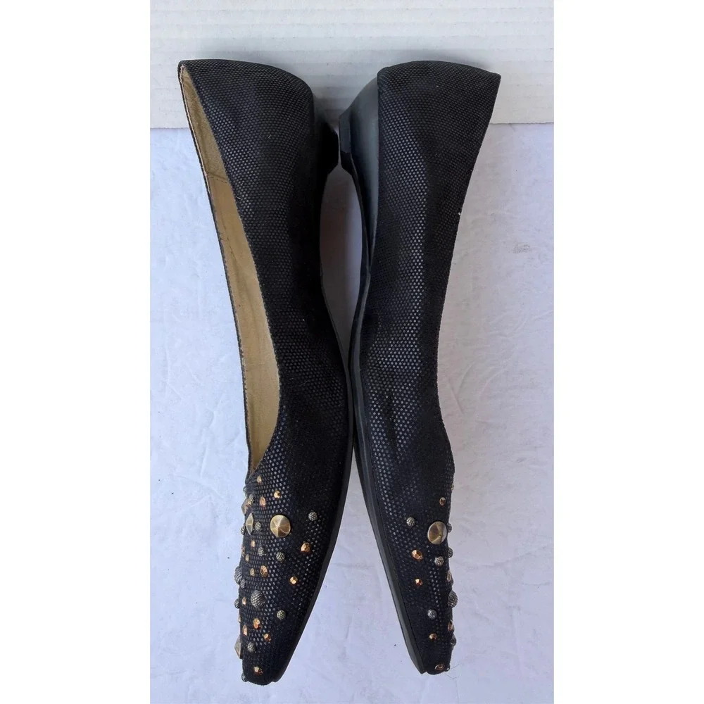 Bandolino Black Studded Pointed Toe Low Wedge Slip On Shoes Sz 8.5M‎